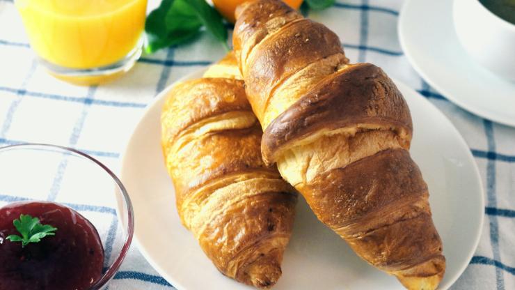 croissant alla nocciola