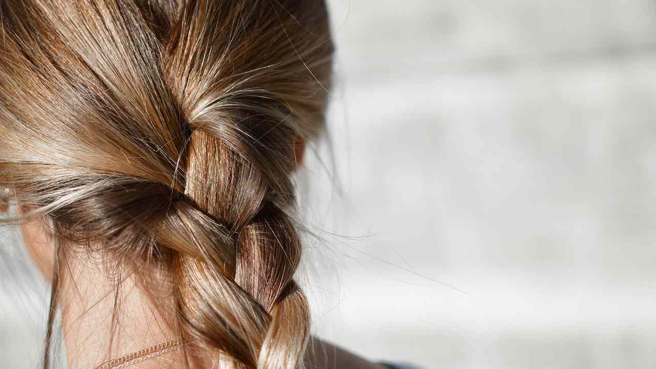 Capelli sfibrati salsedine soluzioni