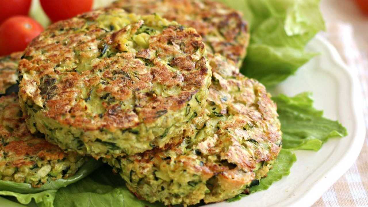 Hamburger di zucchine saporiti poche calorie