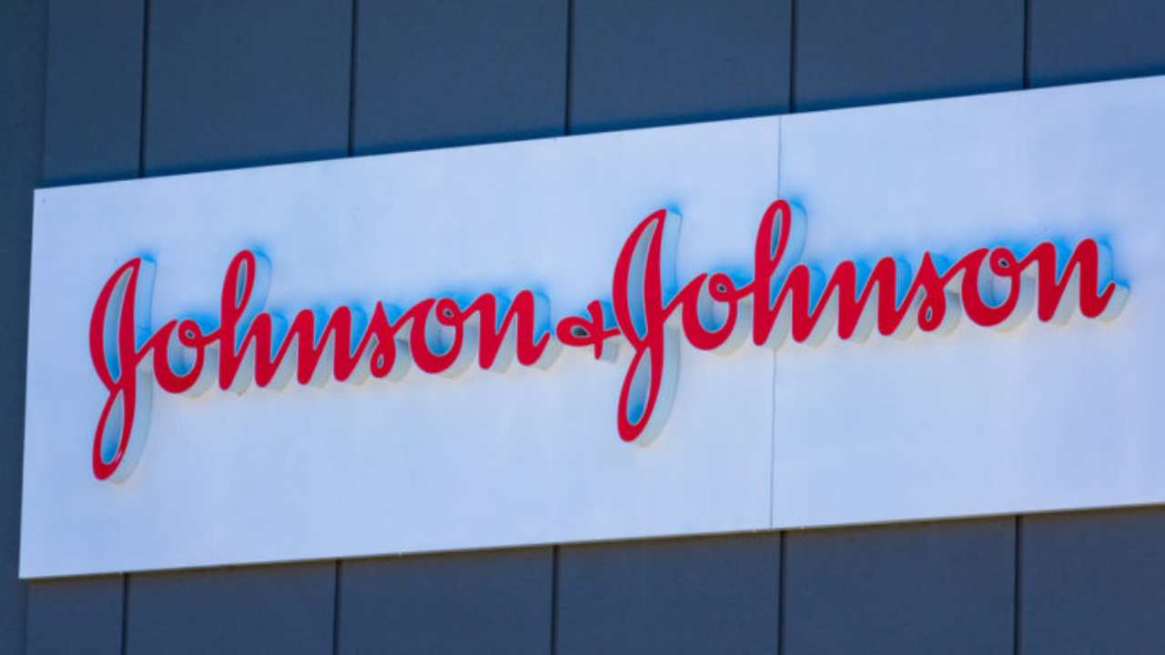 Johnson & Johnson ritira prodotti cancerogeni