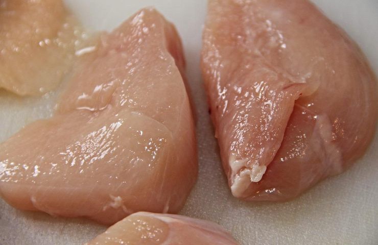 intossicazione pollo crudo