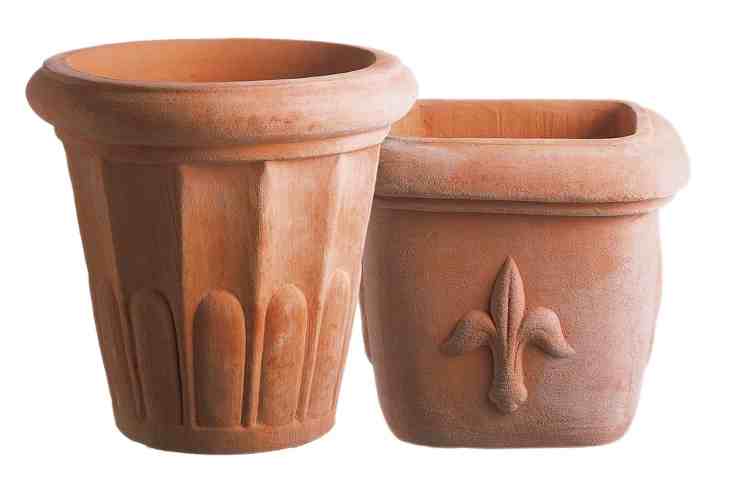 Due vasi in terracotta