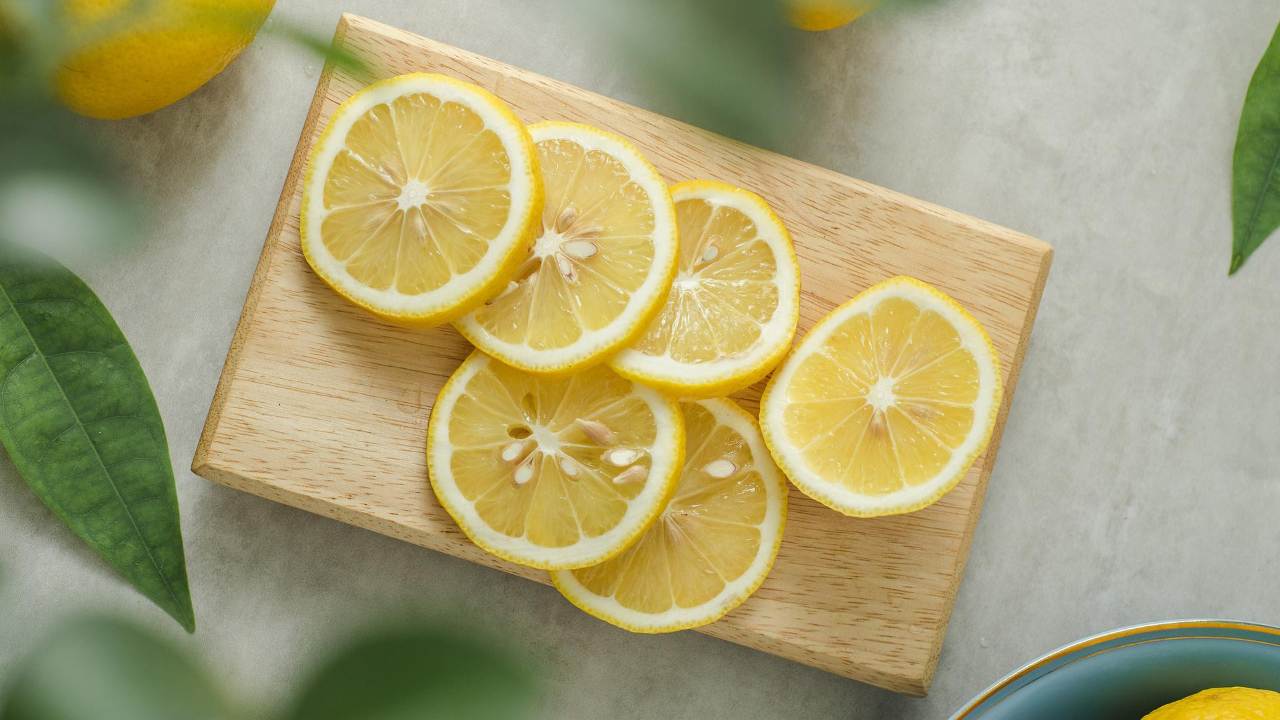 limone igiene unghie piedi