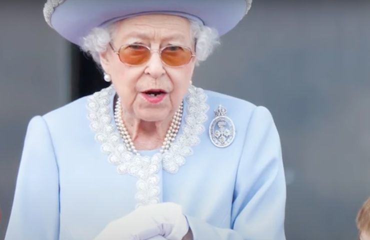 allarme salute Regina Elisabetta