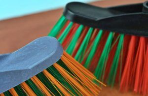 Novaliv Set Di 4 Scope Interne In Plastica – Setole Morbide In PP, Per Pavimenti In Laminato E Parquet, Senza Manico