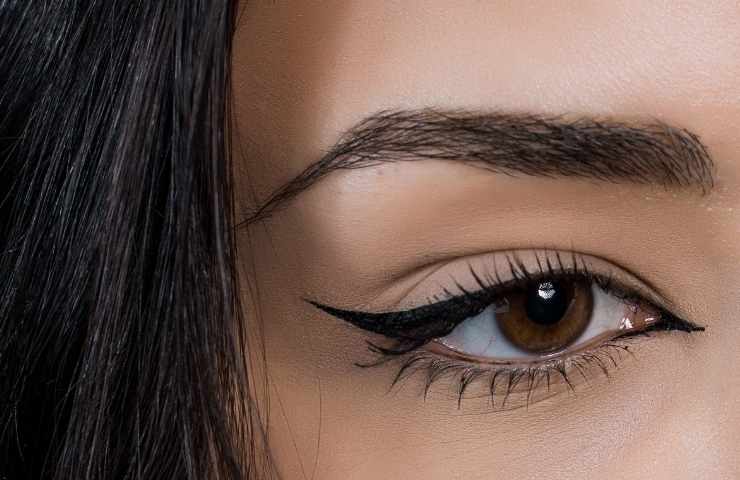 eyeliner