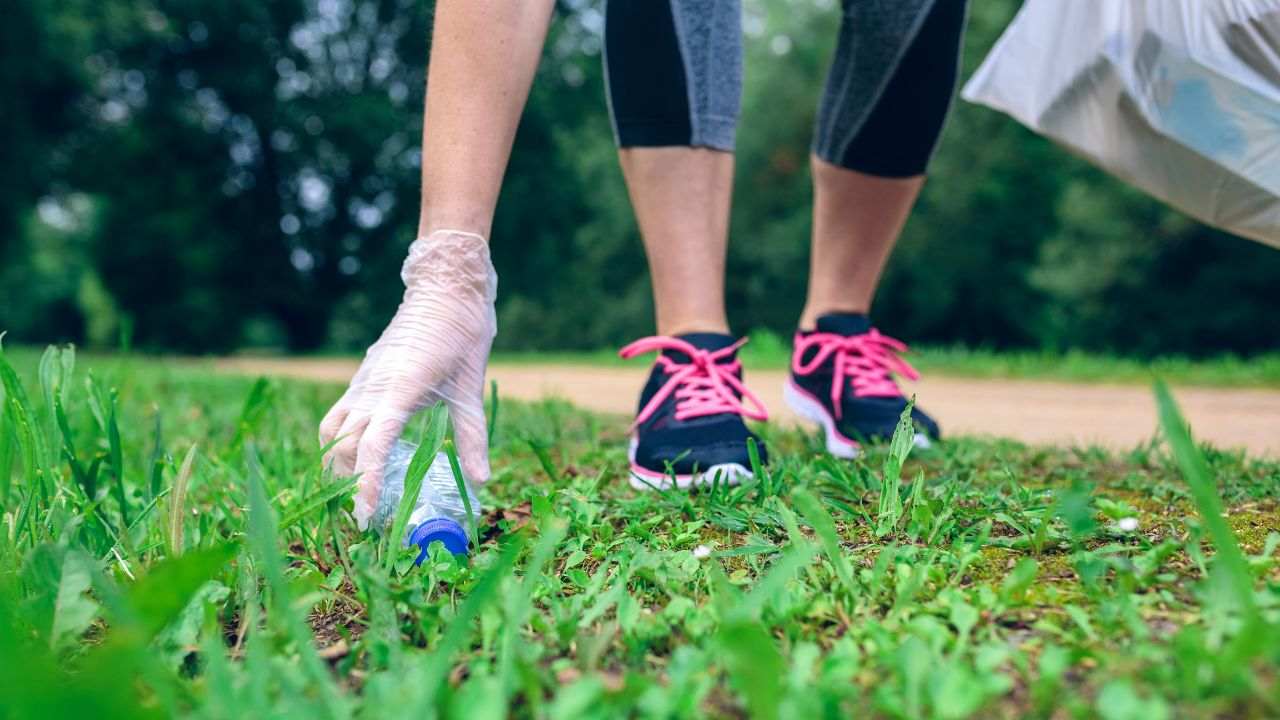 Plogging sport benefico