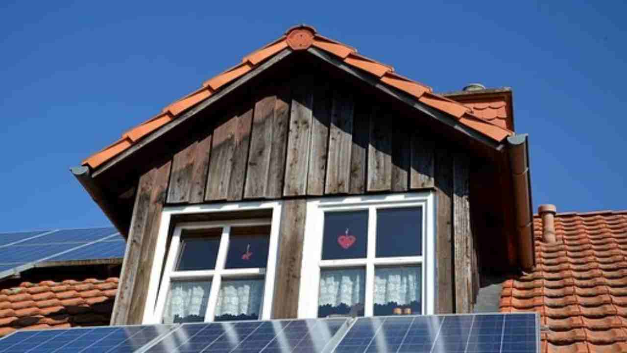 energia elettrica gratis pannelli solari trasparenti fotovoltaico
