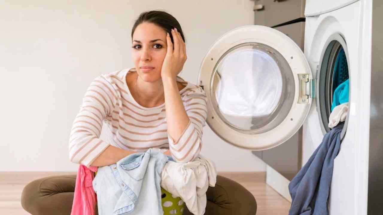 lavatrice come risparmiare bucato detersivo bolletta della luce corrente ì