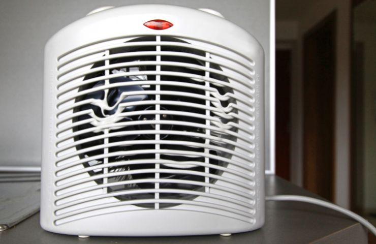 caro bollette termoventilatore