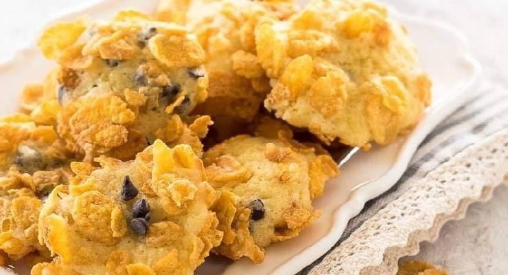 Biscotti ai corn flakes veloci