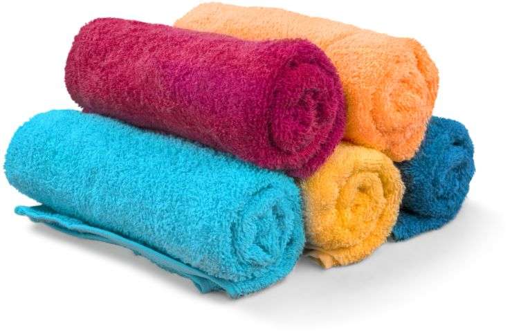 Cinque asciugamani puliti Inran.it 14112022