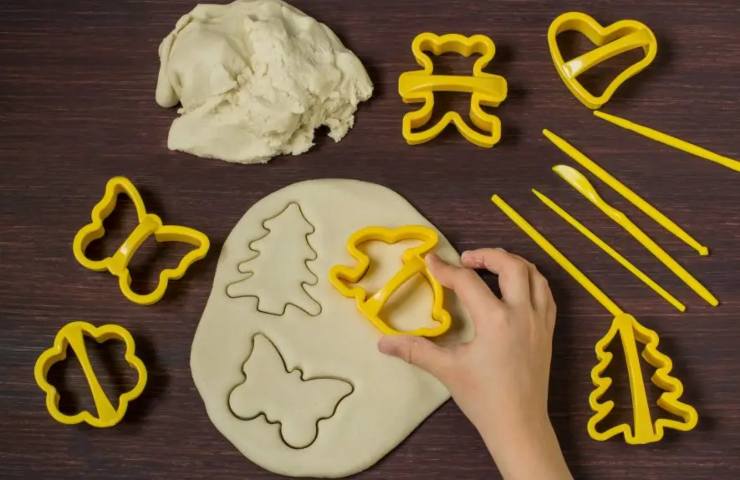 Formine per intagliare la pasta di sale