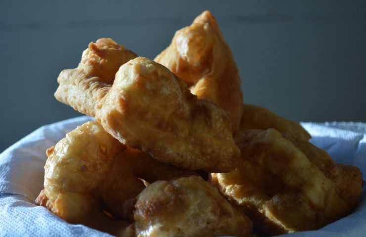 ricetta zeppoline napoletane