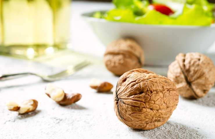 Noci spezzate gheriglio