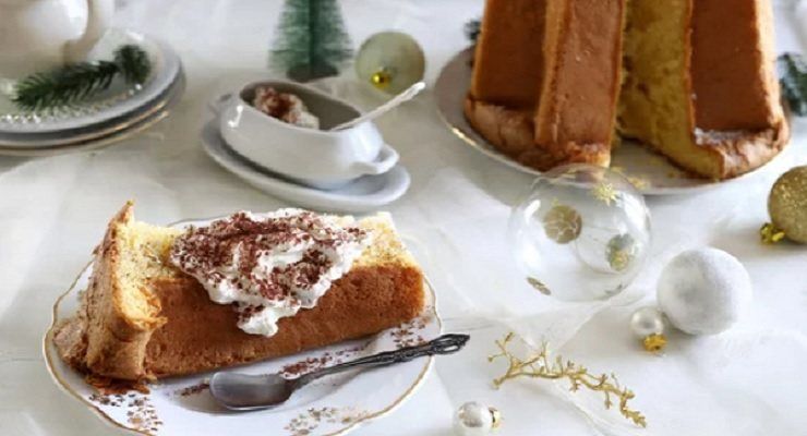 Pandoro con crema