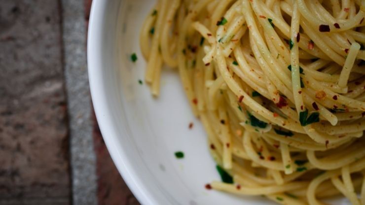ricetta pasta all'aglio