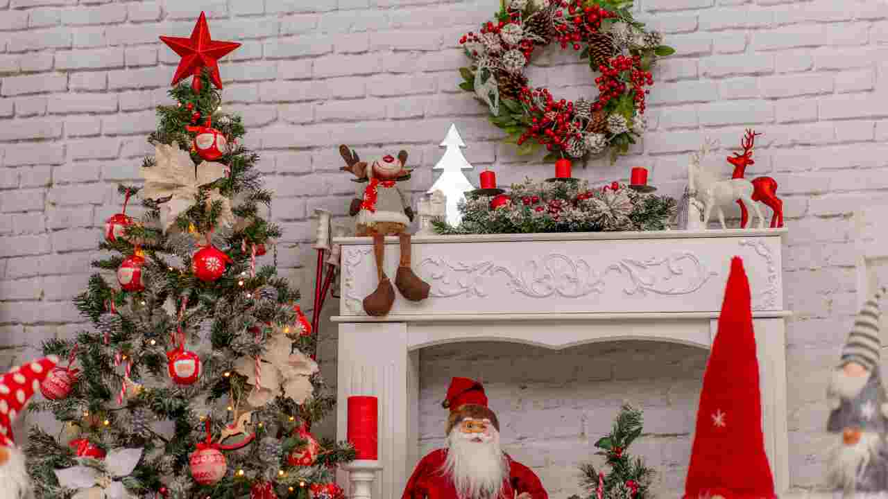 Perché gli addobbi natalizi vanno messi l'8 dicembre