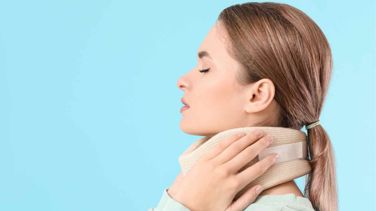 dolore cervicale cause sintomi mal di testa collo