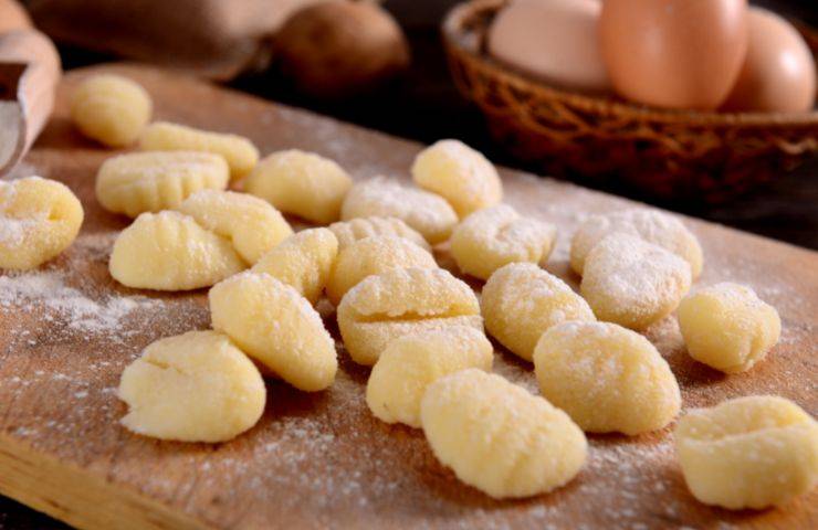 ricetta gnocchi acqua e farina