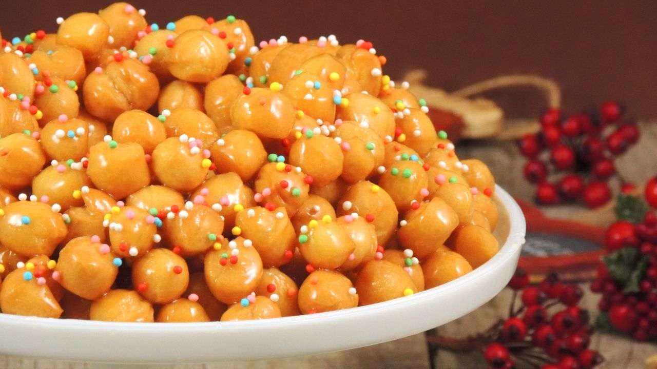 ricetta struffoli napoletani