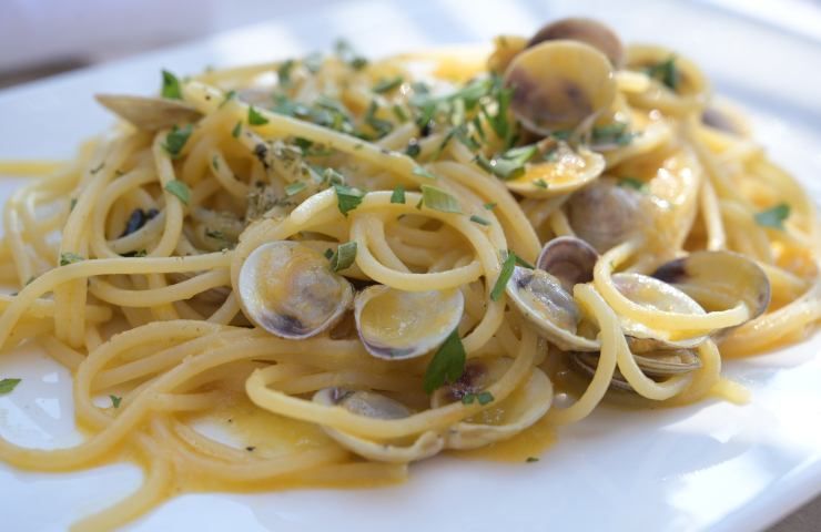 ricetta pasta vongole