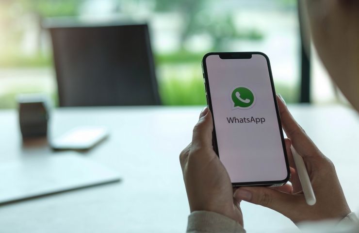 caratteri alternativi WhatsApp