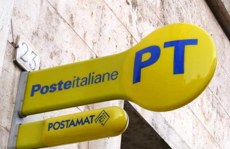 Il logo di un ufficio di Poste Italiane