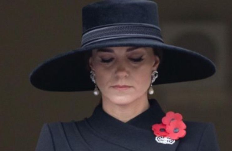 La Middleton vestita a lutto