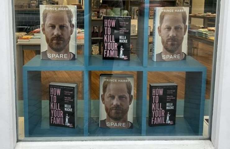 Nelle librerie si fa ironia su Harry