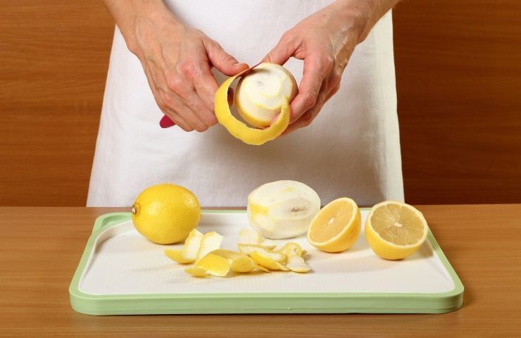 igienizzare WC limone
