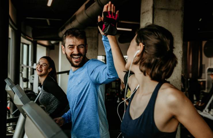 Allenarsi palestra perfetta dopo feste