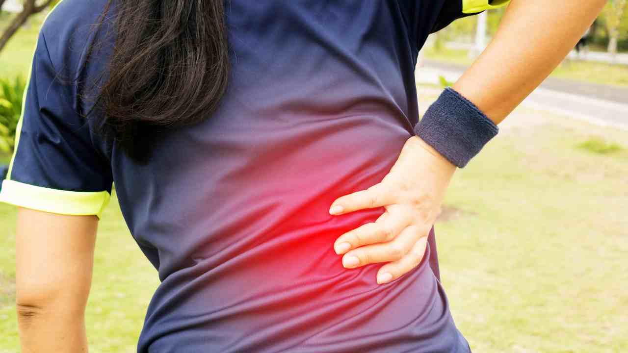 mal di schiena esercizi per farlo passare cosa fare