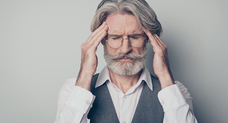 Rimediare ai capelli bianchi per stress