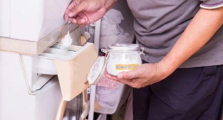 Comment utiliser le bicarbonate de soude dans la machine à laver