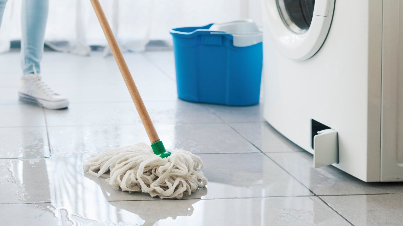 perdite acqua pulire filtro lavatrice