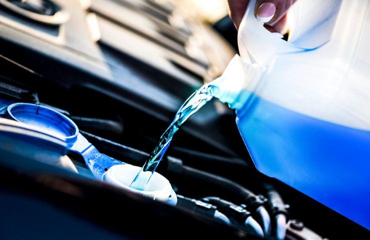 liquido antigelo per motore auto