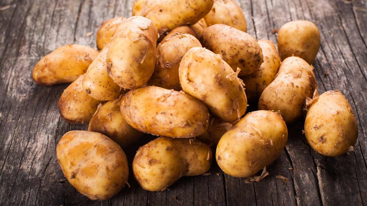 patate e pochi ingredienti per ricetta eccezionale