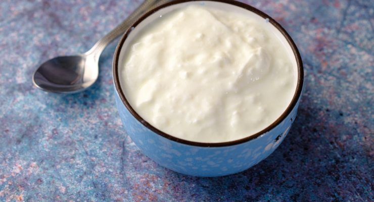 erreur en jetant du yaourt périmé