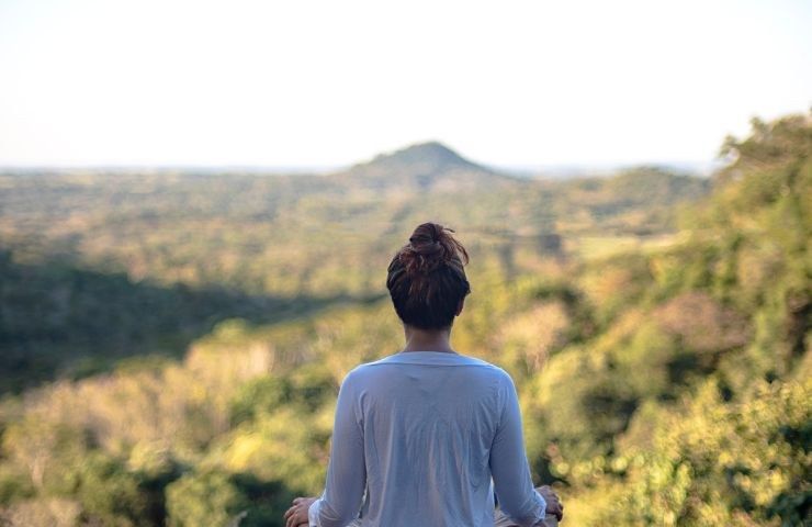 beessere corpo e mente tramite lo yoga