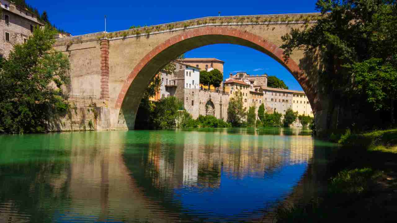 fossombrone cosa vedere b&b ristoranti hotel prenotazioni tripadvisor