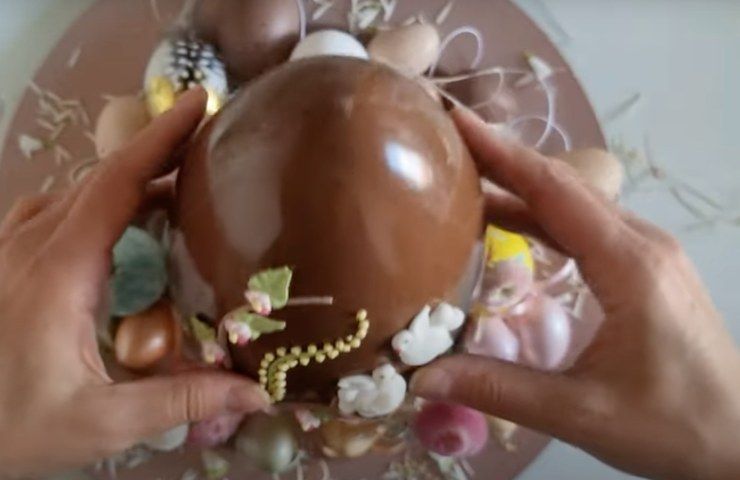 Centrotavola pasquale uova cioccolato