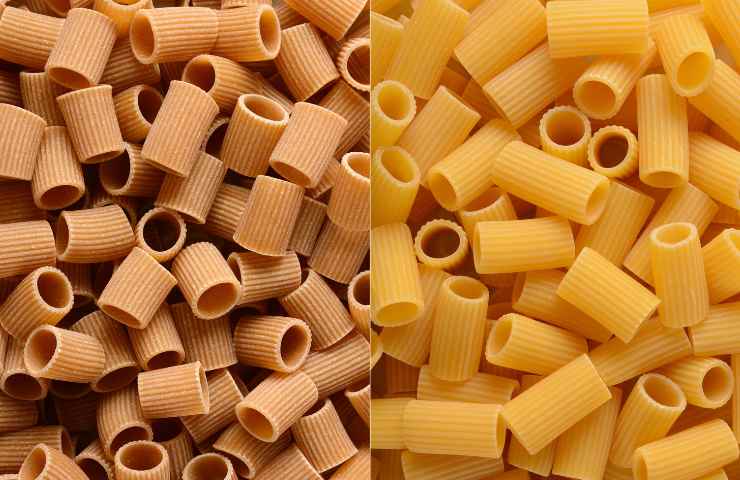 Varianti integrale e classica dello stesso formato di pasta