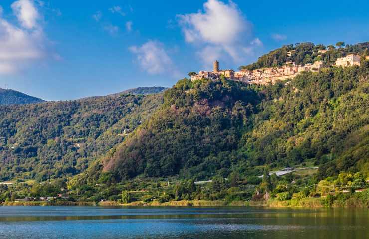 lago di nemi