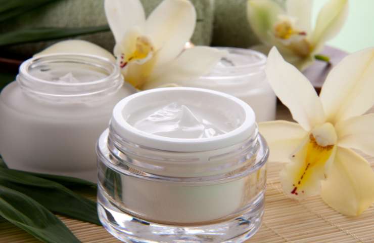 Crema viso con UV