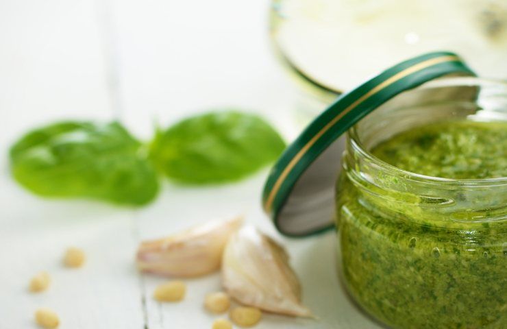 Vasetto di pesto alla genovese