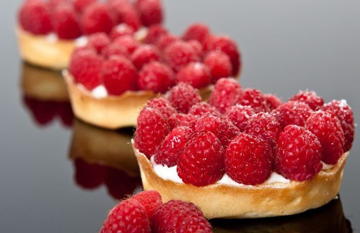 Crostata con crema yogurt