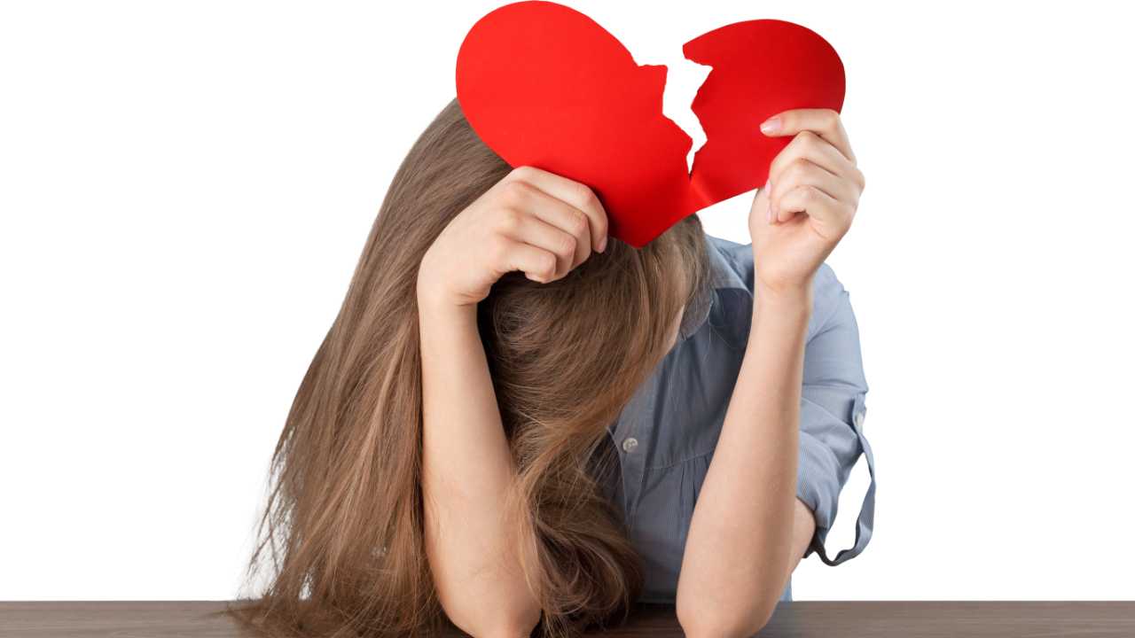 Come reagire se finisci con l'amare qualcuno che non vuole una relazione