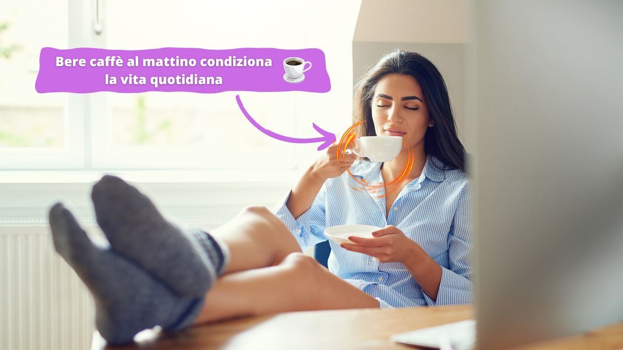 bere caffè mattina