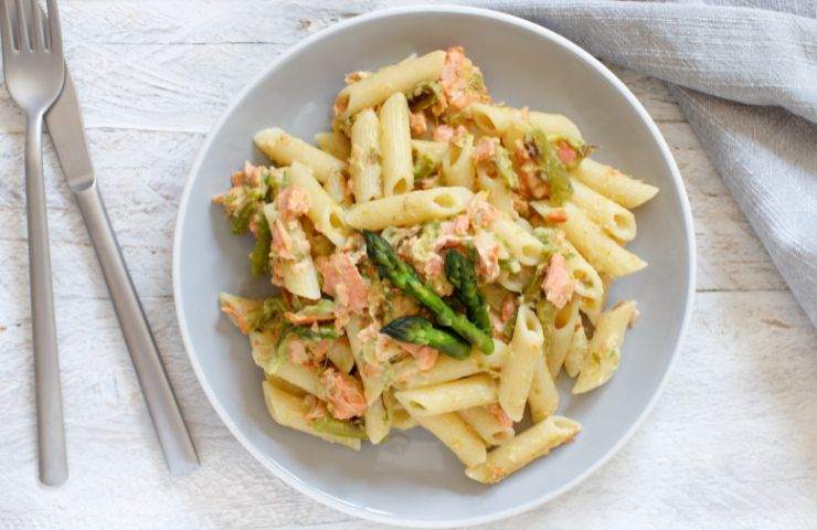 pasta con asparagi ricetta